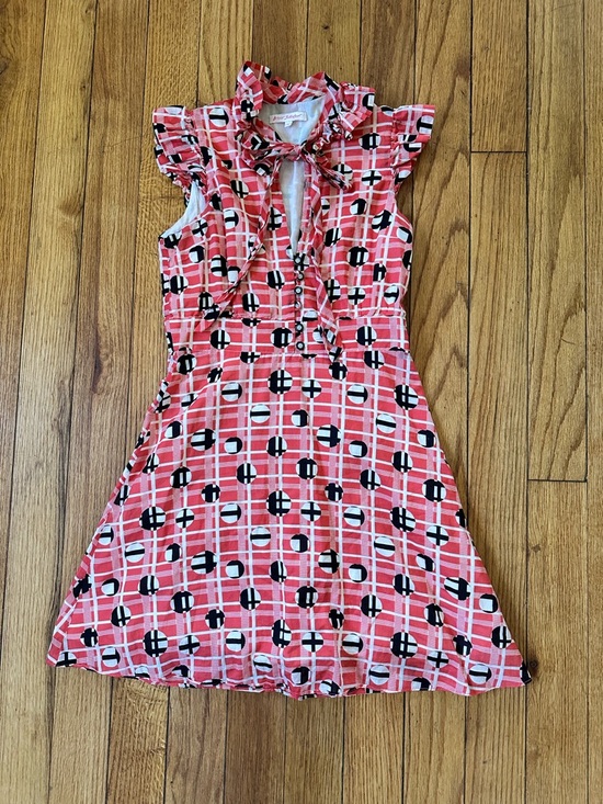 Betsey Johnson Dresses & Skirts - Betsey Johnson Y2k vintage Coral Pink Geometric Tie-Neck Dress- 8